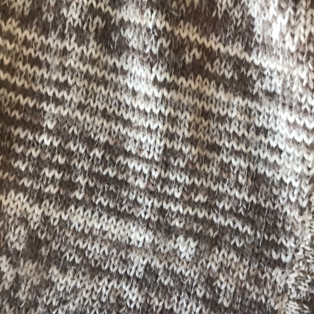 Express Cardigan - Picture 2 of 3